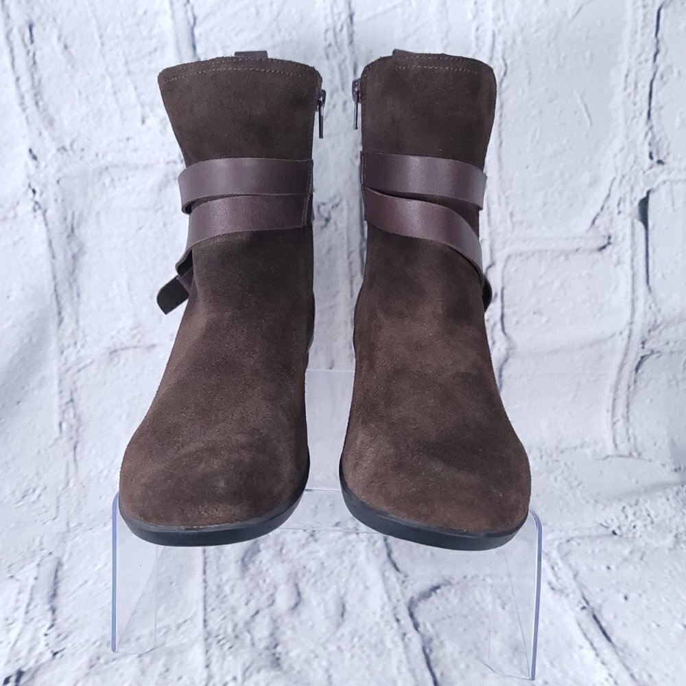 Array Brandy Womens Sz 10 Brown Suede‎ Leather Ankle Boot Booties Classy Chic - Picture 7 of 11
